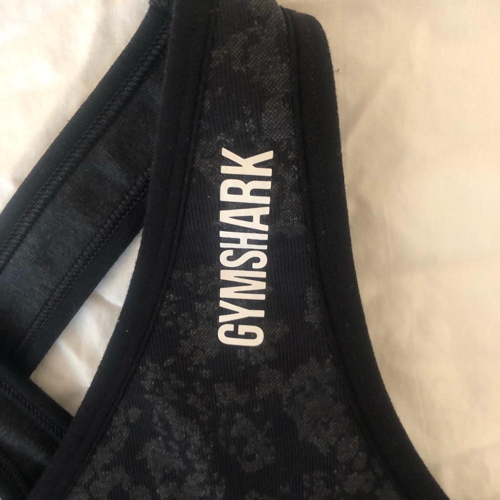 GYMSHARK ADAPT ANIMAL NWOT Sports bra!
Super sexy, super well made.